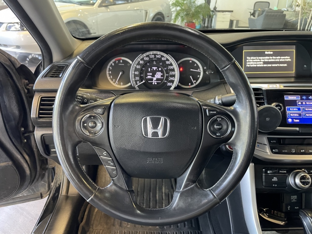 Honda Accord Touring 2015 — photo 17