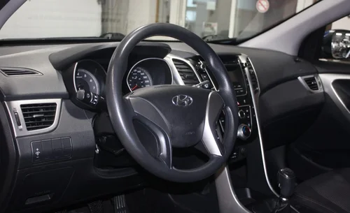 2015 HYUNDAI ELANTRA — photo 9