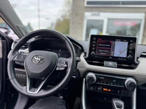 Toyota RAV4 Limitée 2019 — photo 13