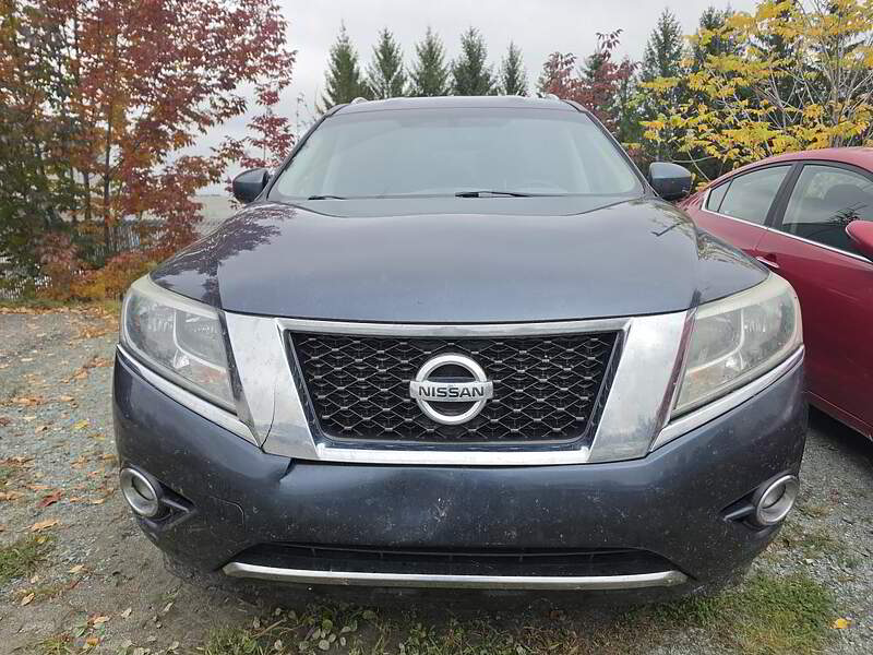 Nissan Pathfinder 2016 4 roues motrices 4 portes, SV — photo 2