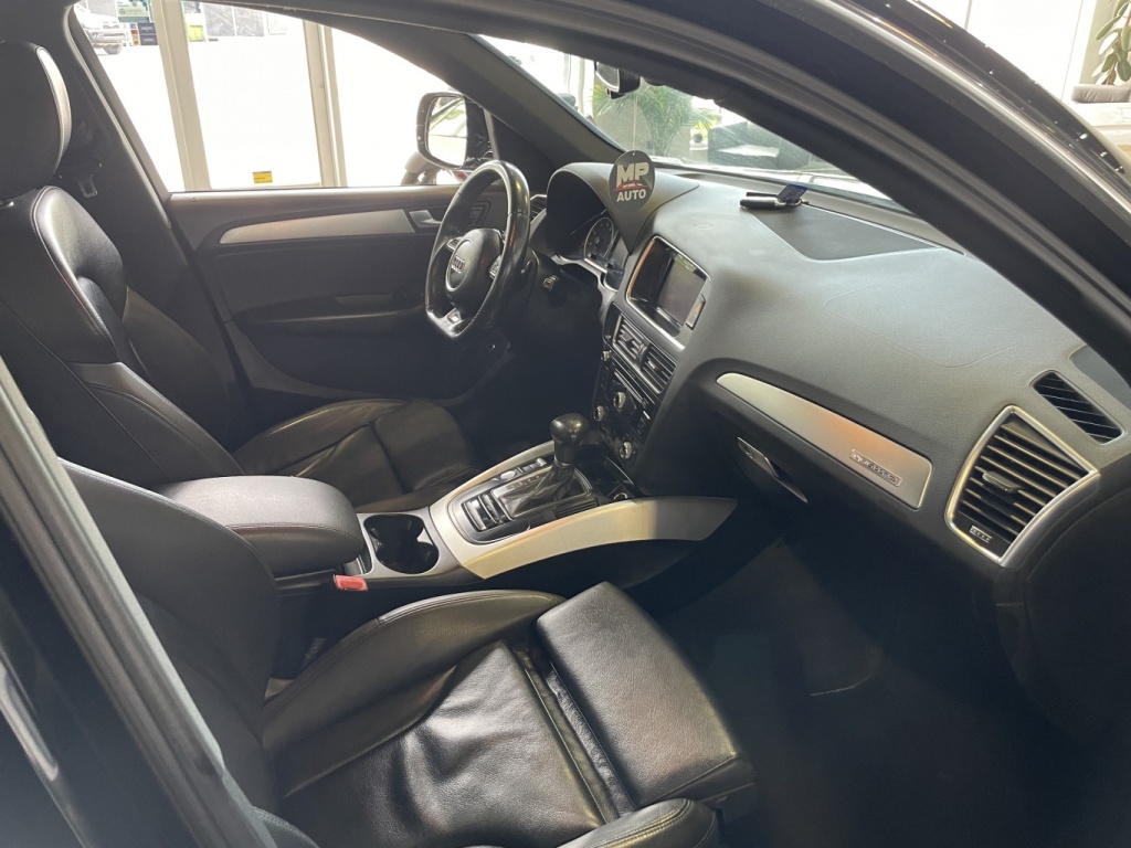 Audi Q5 2,0T Progressiv 2016 — photo 16
