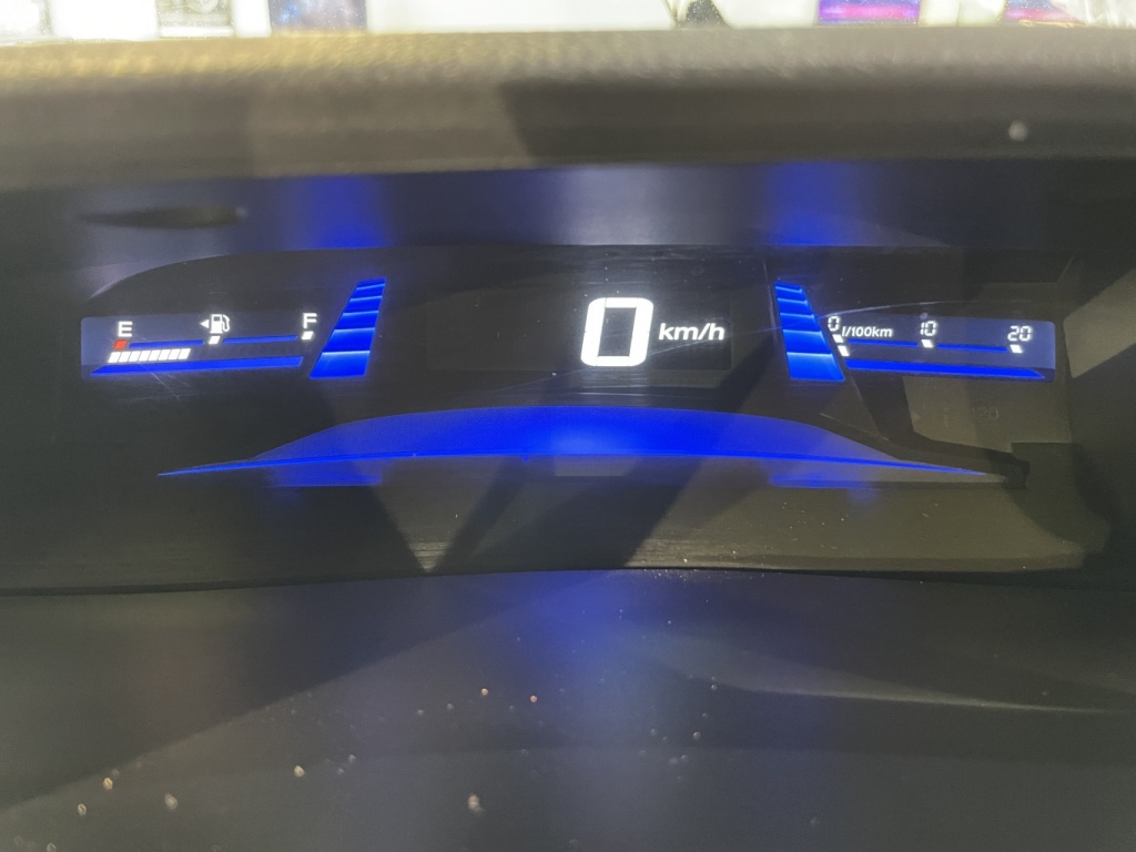 Honda Civic LX 2015 — photo 23