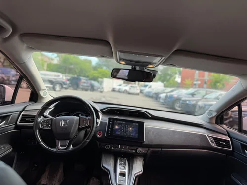 Honda Clarity hybride rechargeable Touring 2018 — photo 7