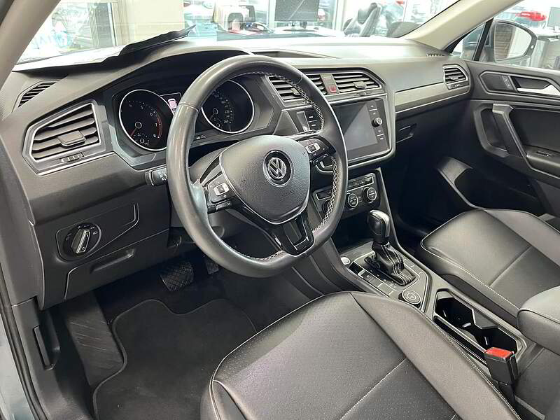 Volkswagen Tiguan 2021 COMFORTLINE / AWD + TOIT + GPS + CAMERA + CUIR +++ — photo 12