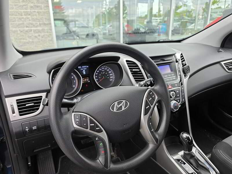 Hyundai Elantra GT 2014 GL / AUTO + BLUETOOTH + BAS KM +++++ — photo 7