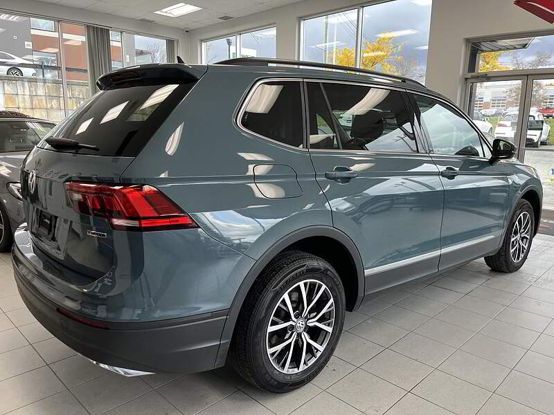 Volkswagen Tiguan 2021 COMFORTLINE / AWD + TOIT + GPS + CAMERA + CUIR +++ — photo 6