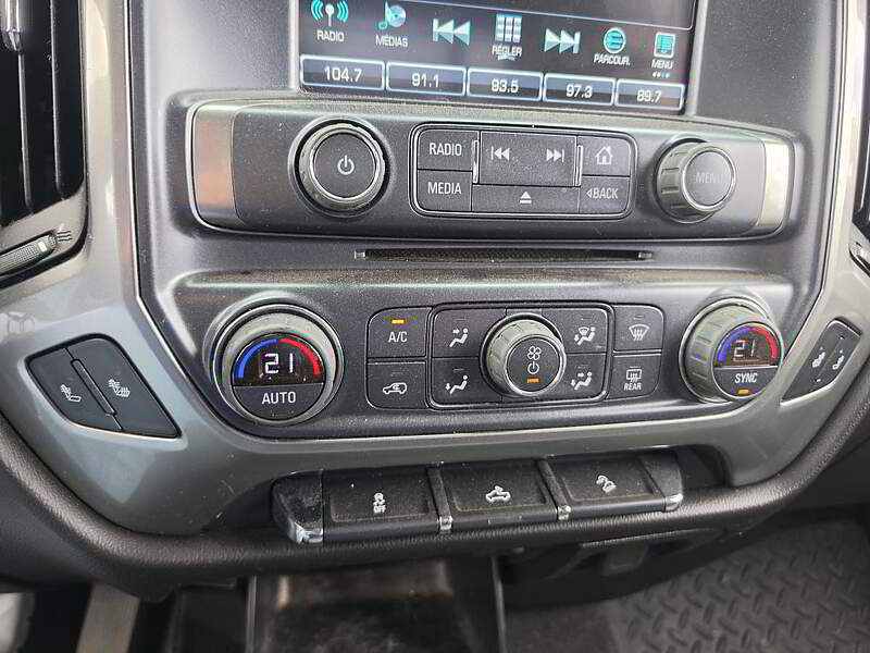 Chevrolet K1500 2019 LT / Z71 OFF ROAD / 6 PLACES + CAMERA + BLUETOOTH + BAS KM +++ — photo 15