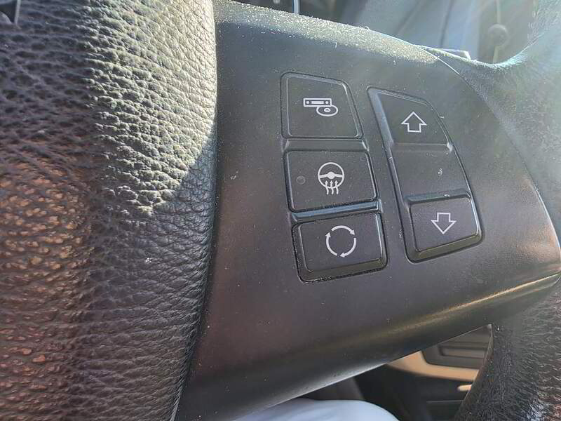 BMW X5 2012 35i + AWD + TOIT + GPS + CAMERA + CUIR + BLUETOOTH + BAS KM +++ — photo 18