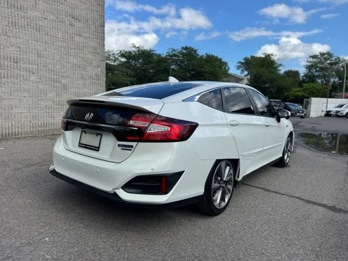 Honda Clarity hybride rechargeable Touring 2018 — photo 6