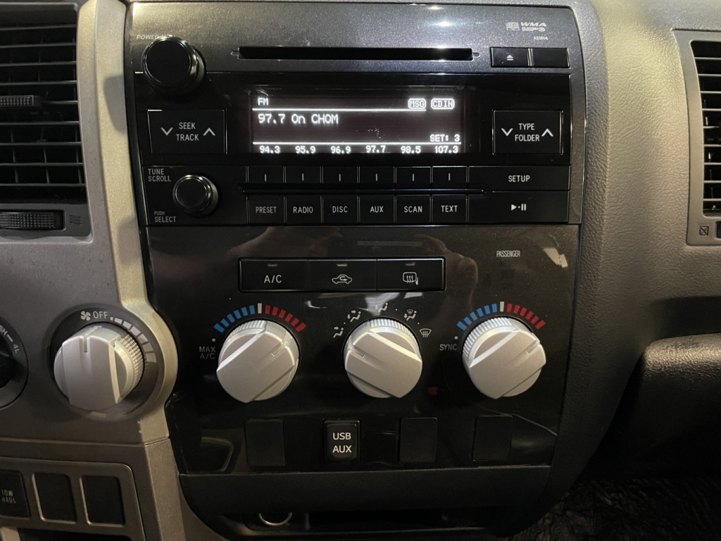 Toyota Tundra SR5 2010 — photo 23