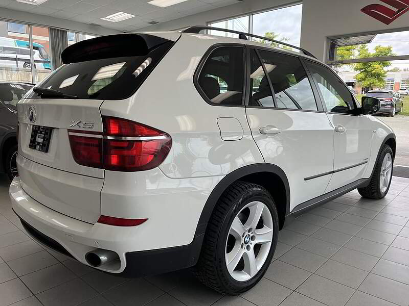 BMW X5 2012 35i + AWD + TOIT + GPS + CAMERA + CUIR + BLUETOOTH + BAS KM +++ — photo 6