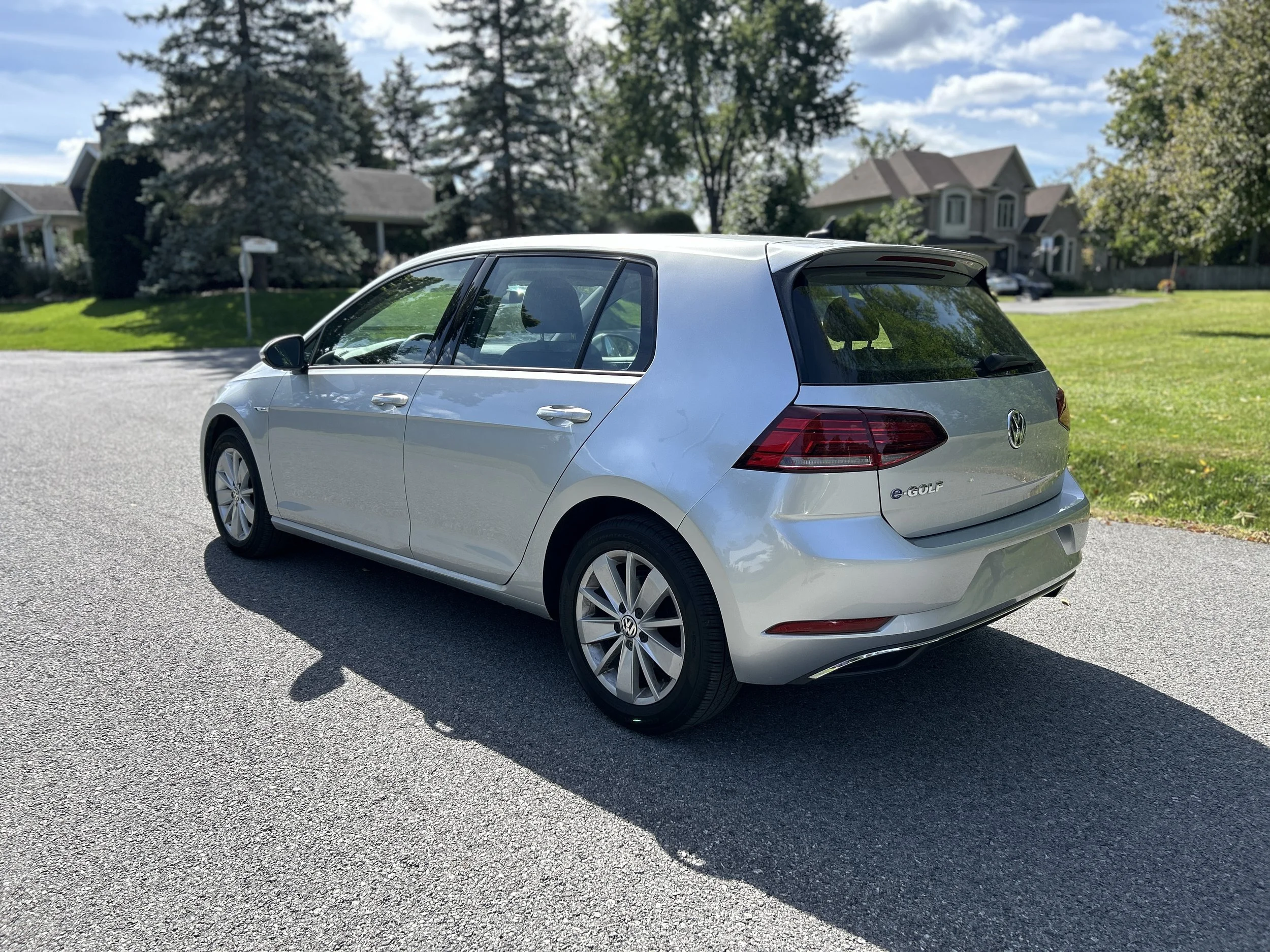 2019 Volkswagen e-Golf Comfortline — photo 7
