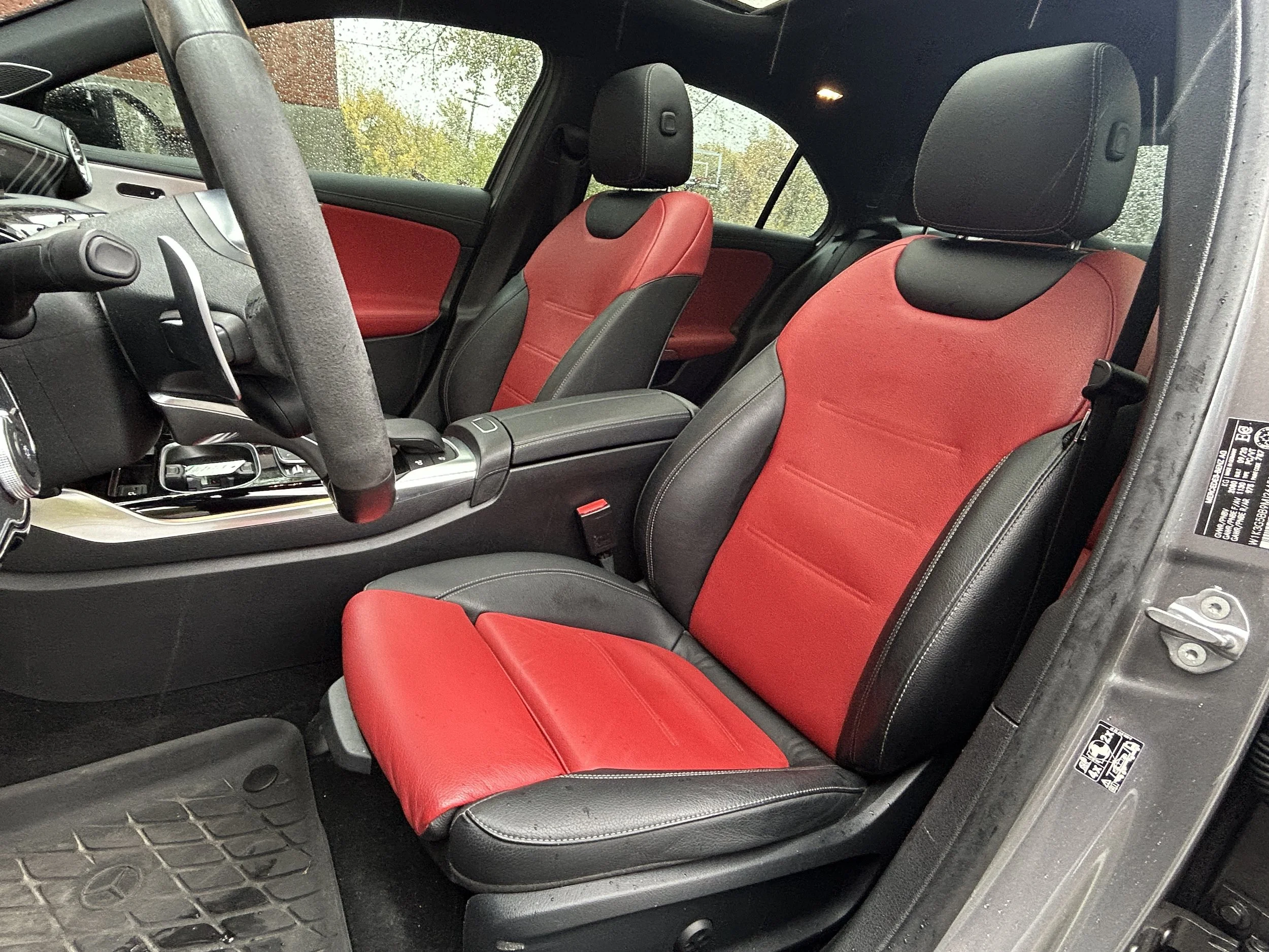 2021 Mercedes-Benz A35 AMG — photo 10
