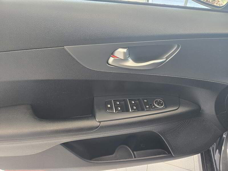 Kia Forte 2020 LX + MANUEL + CAMERA + BLUETOOTH +++ — photo 10