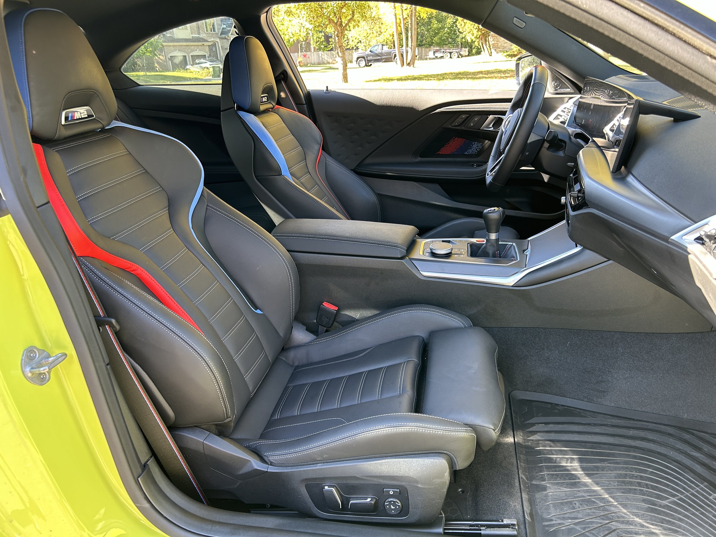 BMW M2 2025 — photo 12