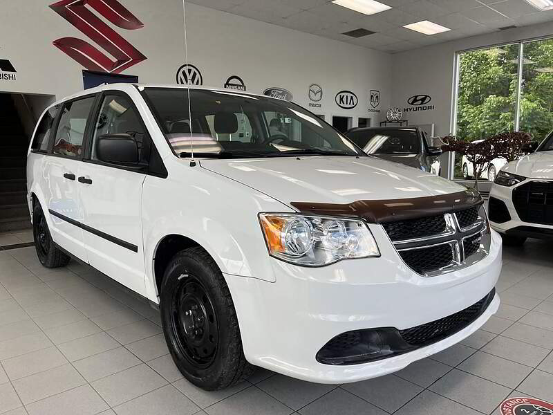Dodge Grand Caravan 2017 Ensemble Valeur plus familiale 4 portes — photo 3