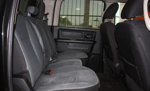 2022 RAM 1500 CLASSIC EXPRESS CREW CAB 4X4 — photo 7