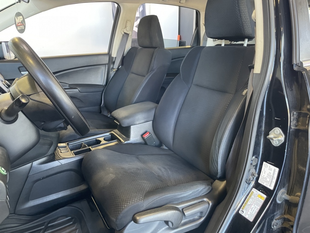 Honda CR-V LX 2015 — photo 13