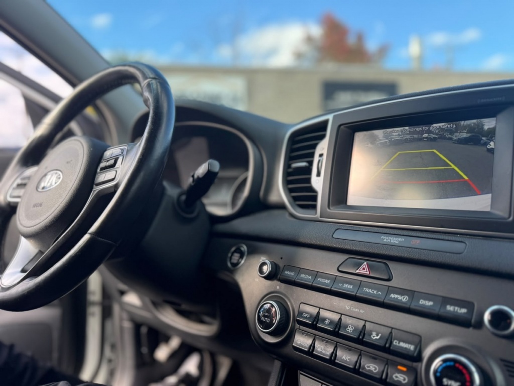 KIA Sportage EX 2018 — photo 16