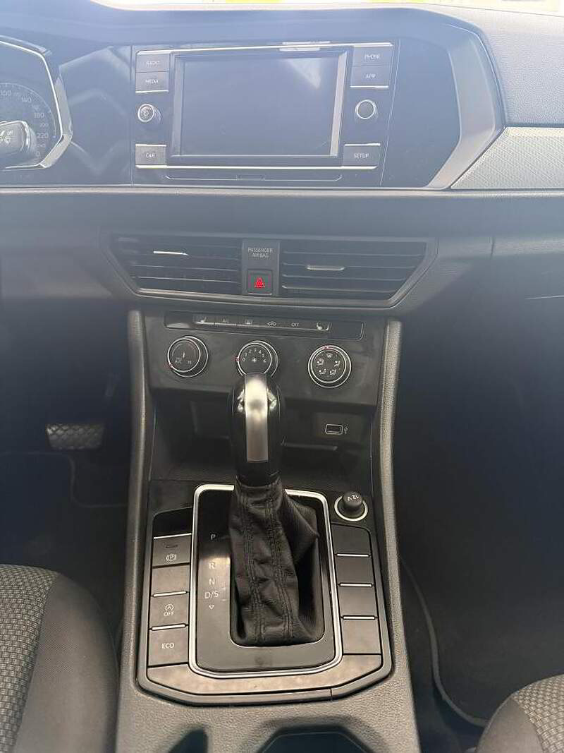 Volkswagen Jetta 2019 COMFORTLINE / AUTO + CAMERA + BLEUTOOTH ++++ — photo 9