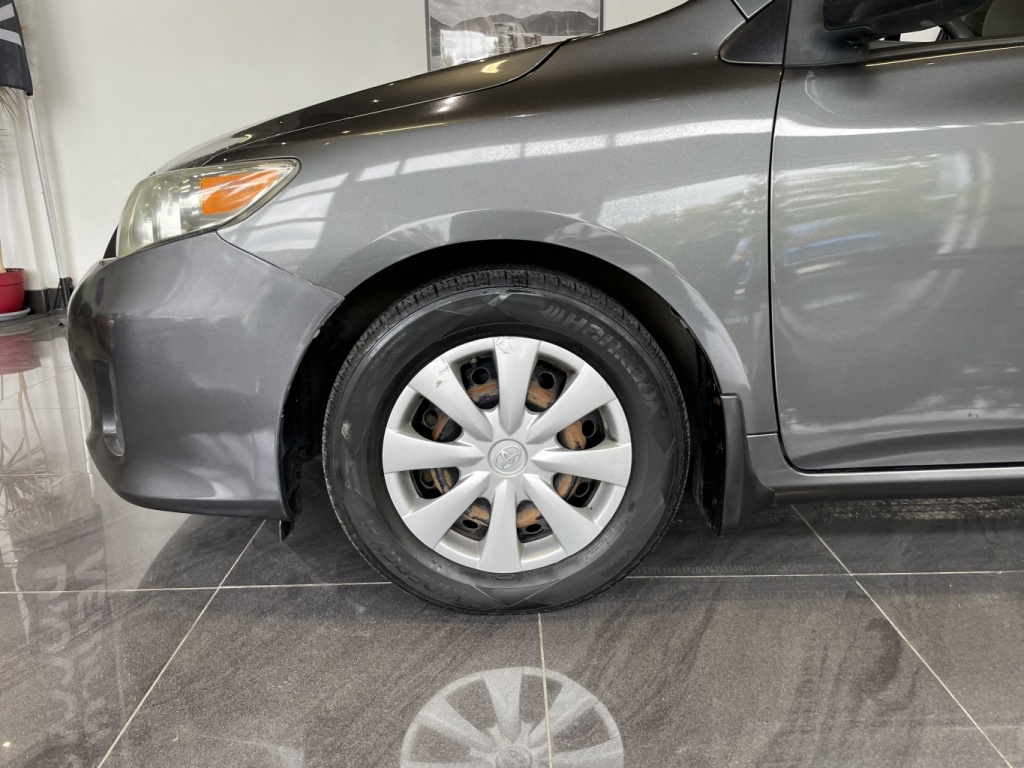 Toyota Corolla CE 2011 — photo 26