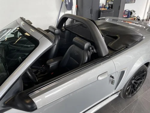 Ford Mustang  2002 — photo 9