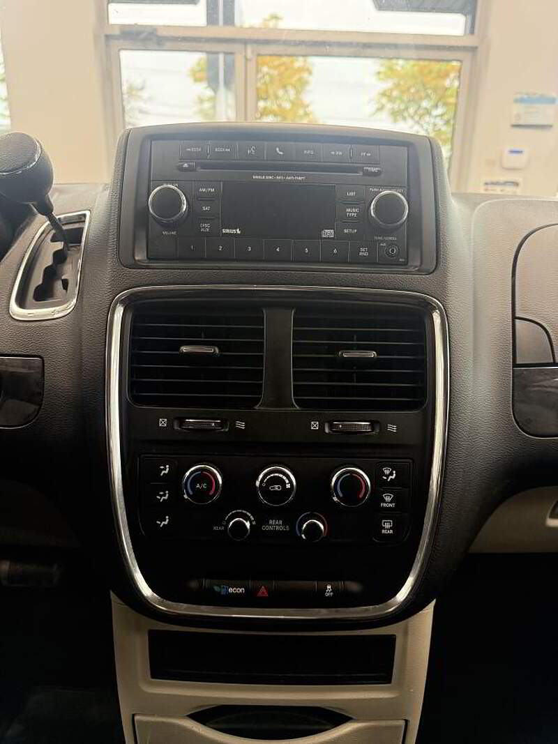 Dodge Grand Caravan 2019 VALEUR PACKAGE / AUTO + + BLUETOOTH +++ — photo 9