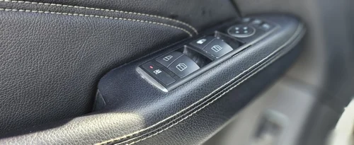Mercedes-Benz M-Class ML 350 BlueTEC 2012 — photo 23