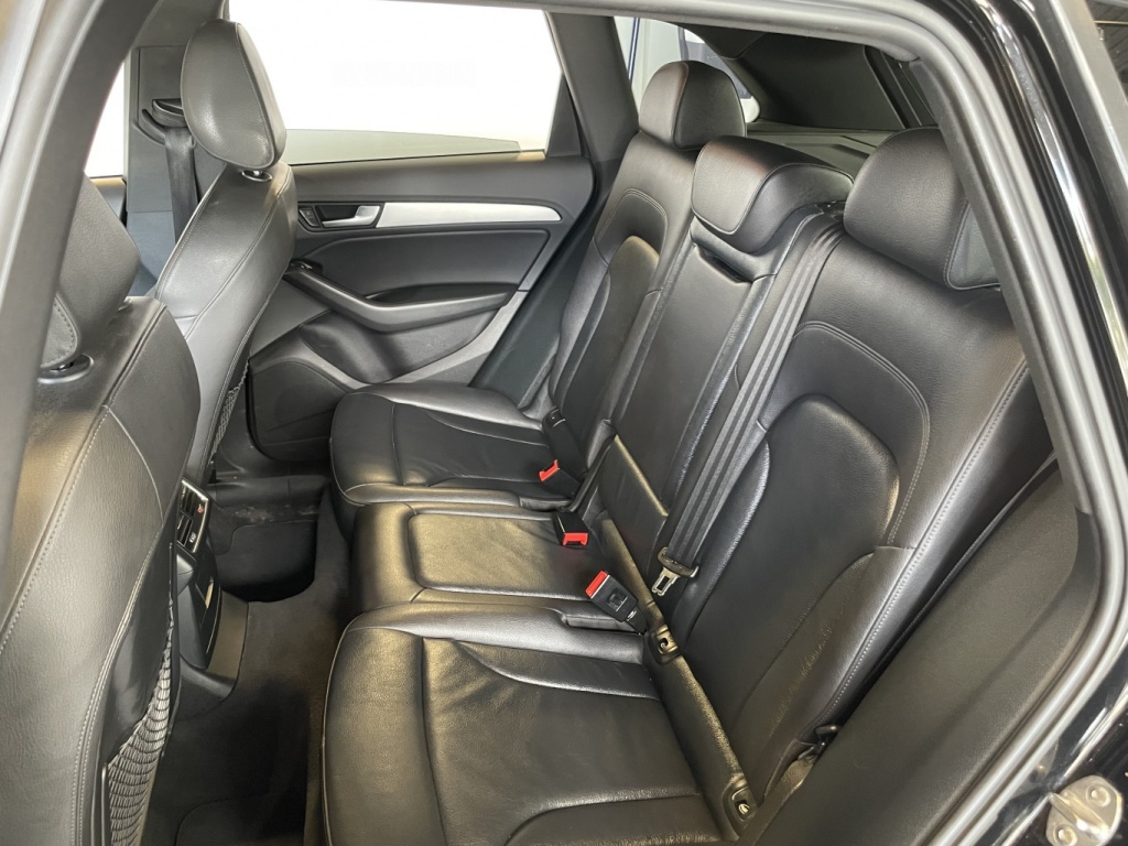 Audi Q5 2,0T Progressiv 2016 — photo 11
