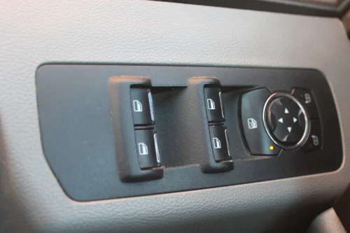 FORD F-150 — photo 10