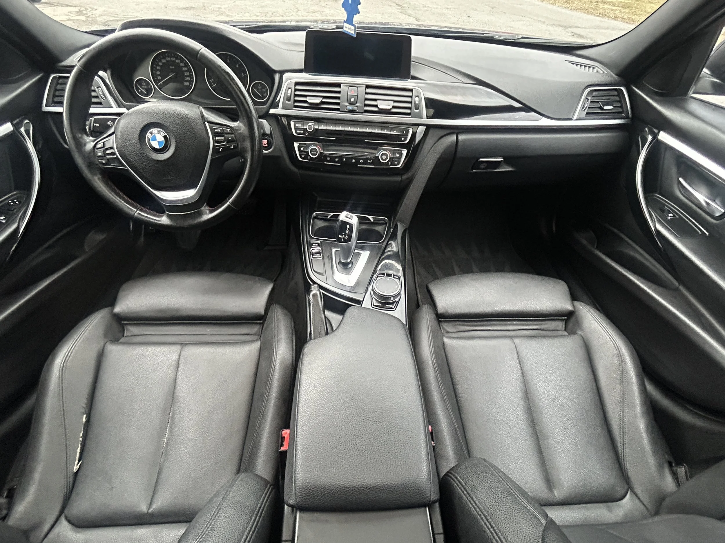 BMW 328D xDrive 2018 — photo 9