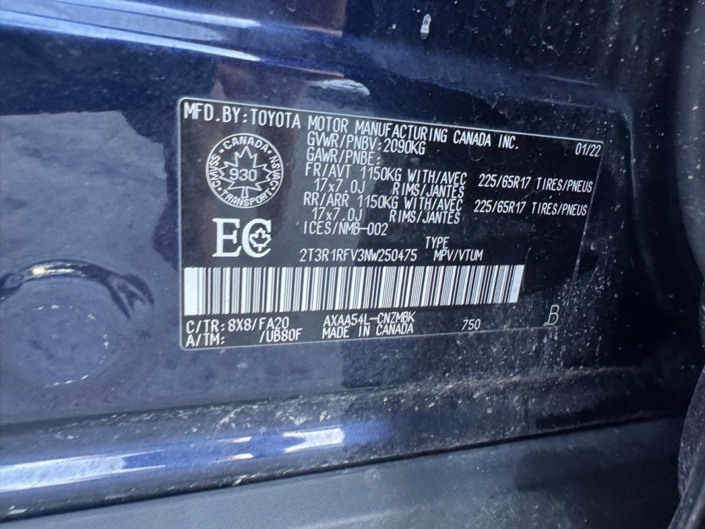 Toyota RAV4 XLE 2022 — photo 16